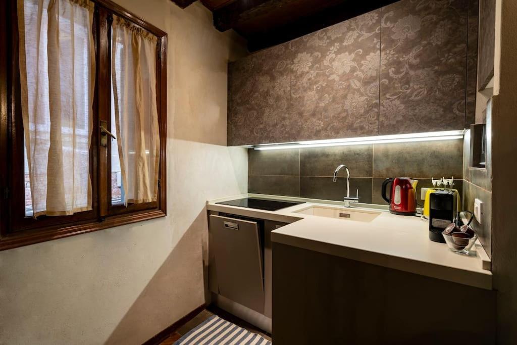 Ca Dei Zoti3 With Luggage Room Venice Exterior photo